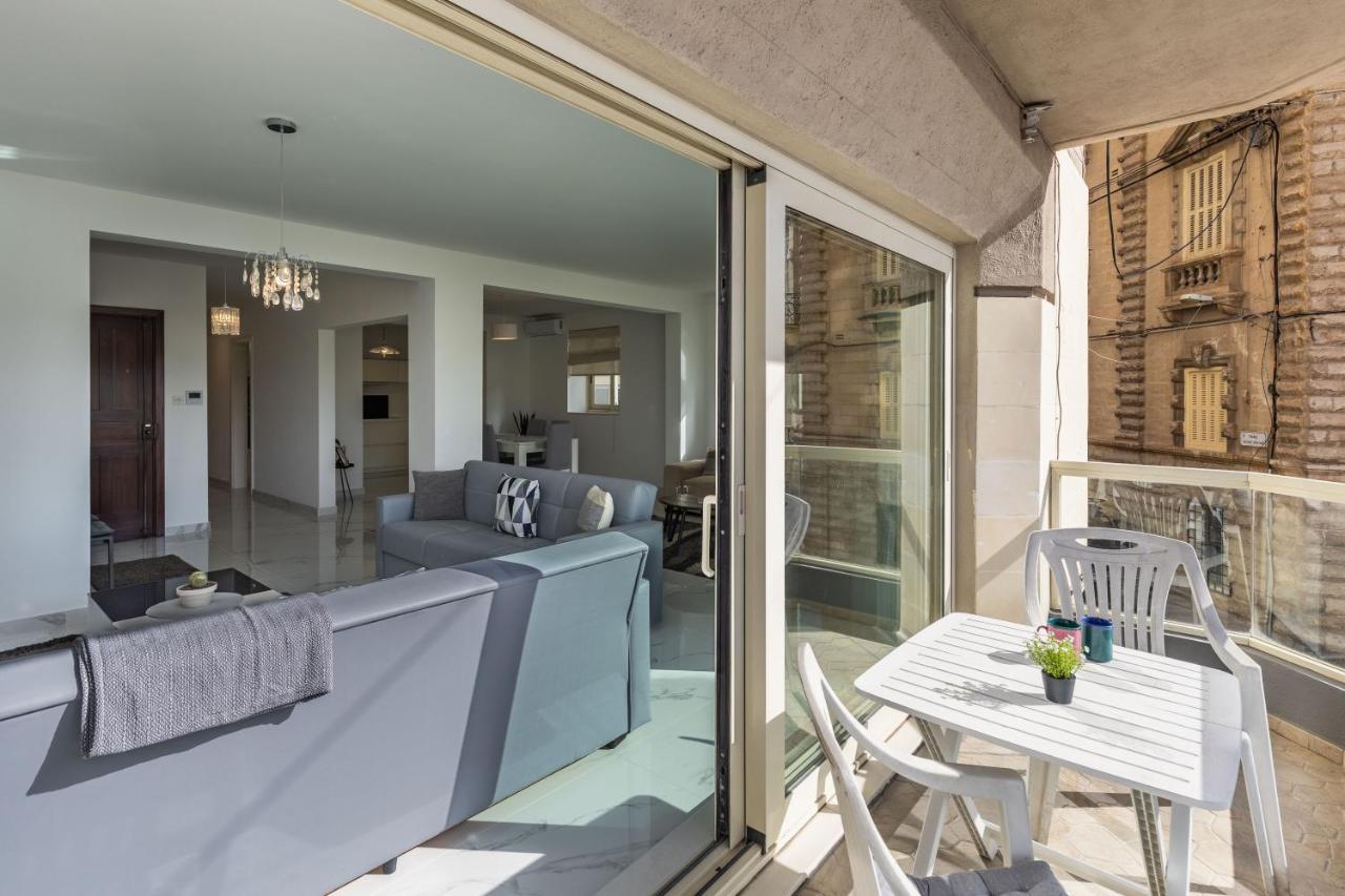 Stunning - Sunnyside 3-Bedroom Sliema Extérieur photo